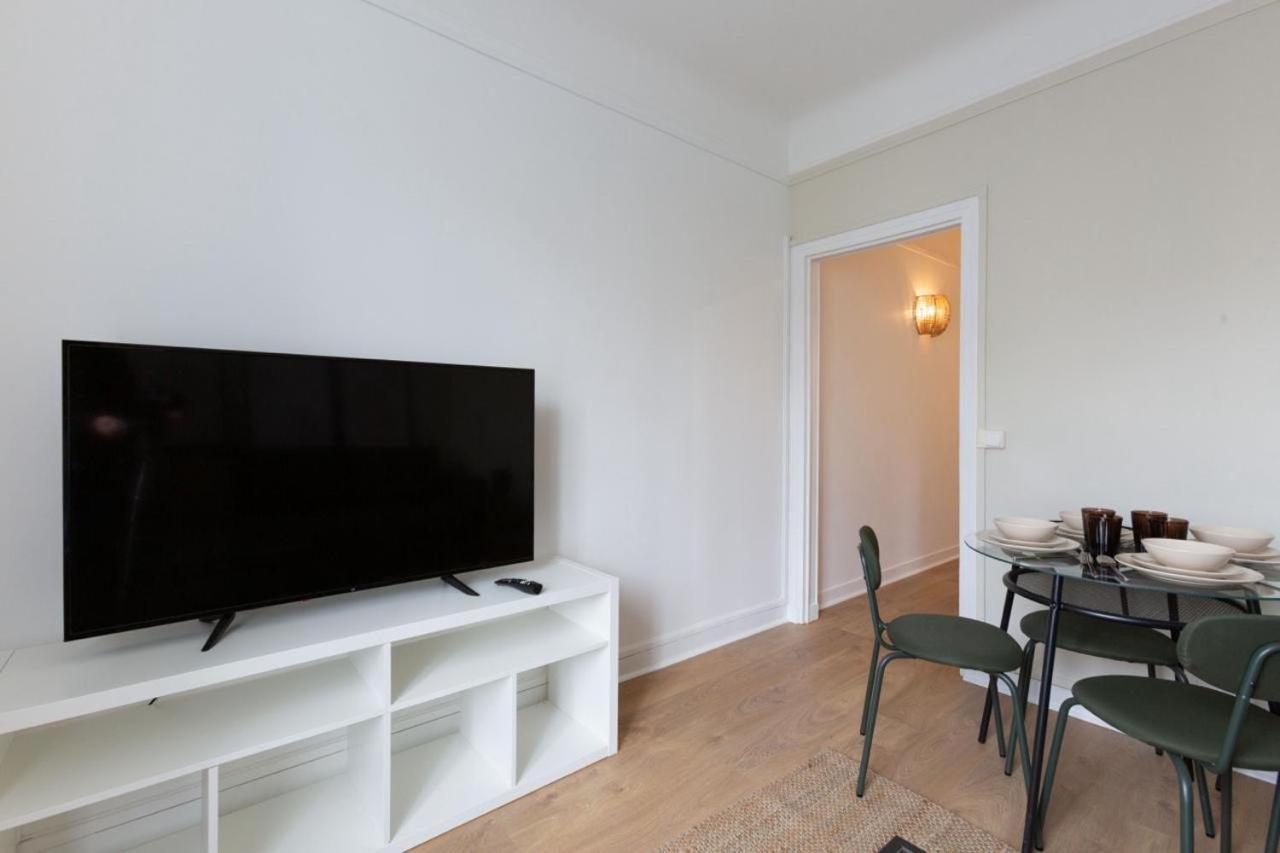 Apartment 3 Pieces - Proche Rer Et Centre *